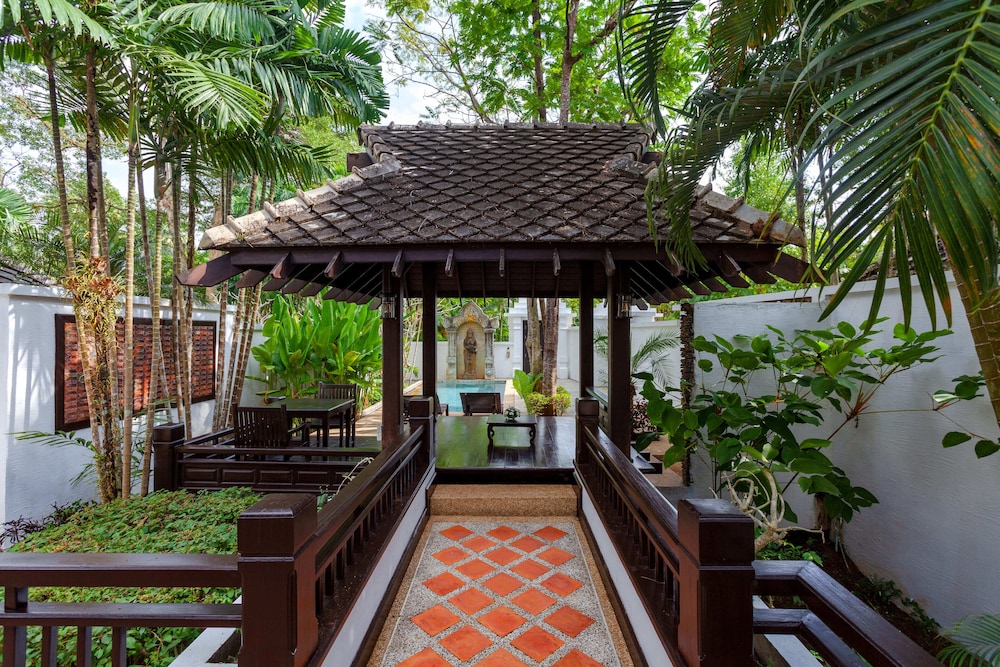 Grand Deluxe Pool Villa - Photo 9