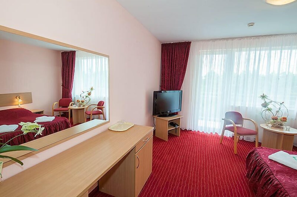 Double or Twin Room photo 2