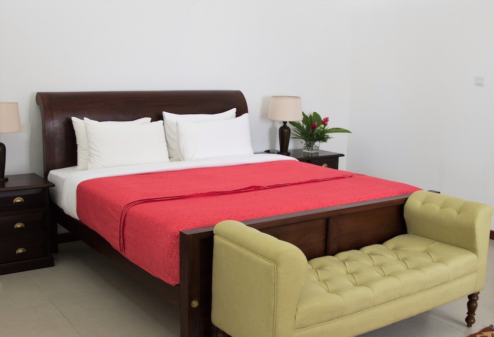 Coral Room photo 2