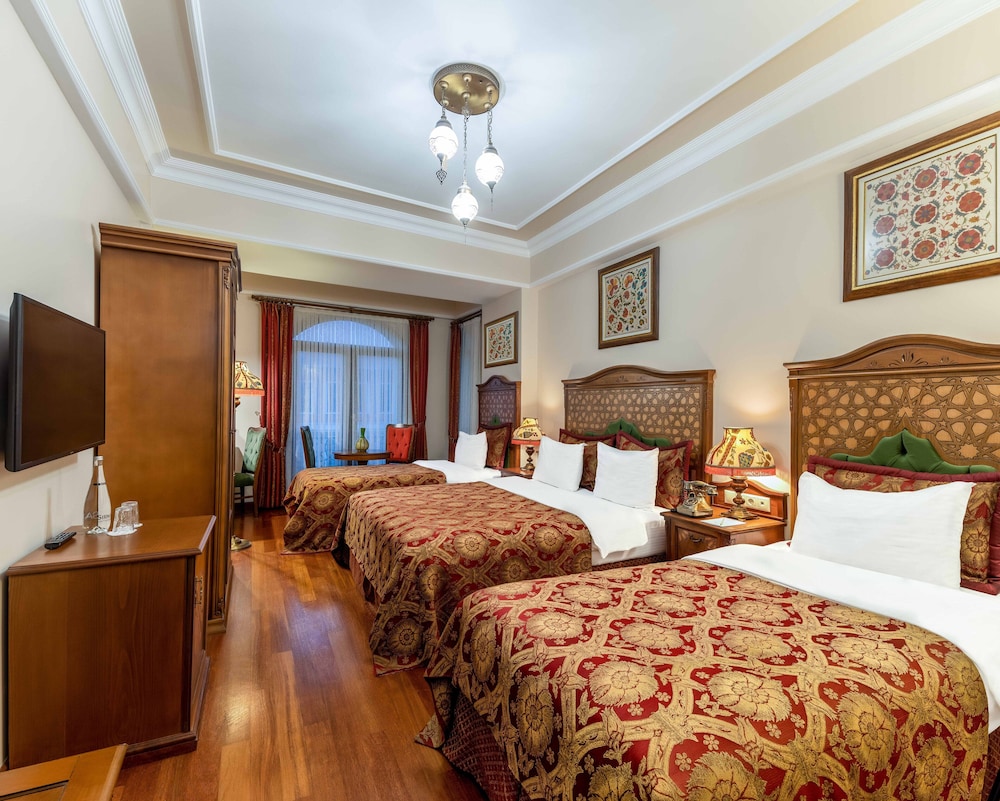 Deluxe Quadruple Room photo 1