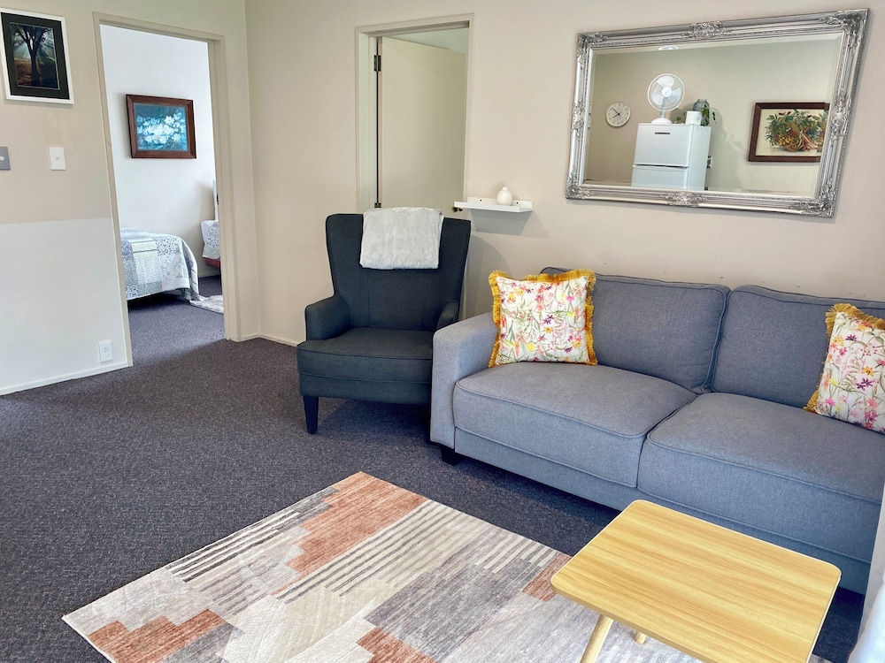 Classic Apartment, 2 Bedrooms, Non Smoking, Park View photo 2
