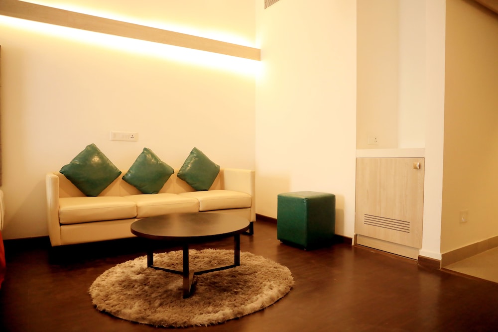Executive Room photo 2