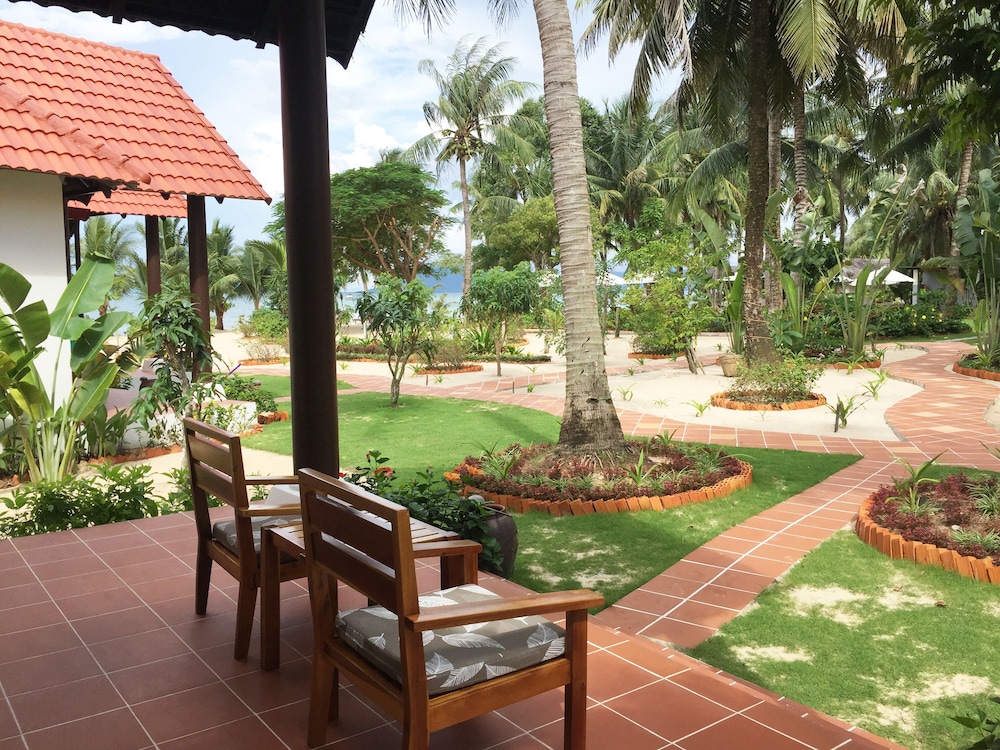 Family Triple Room, Garden View photo 3