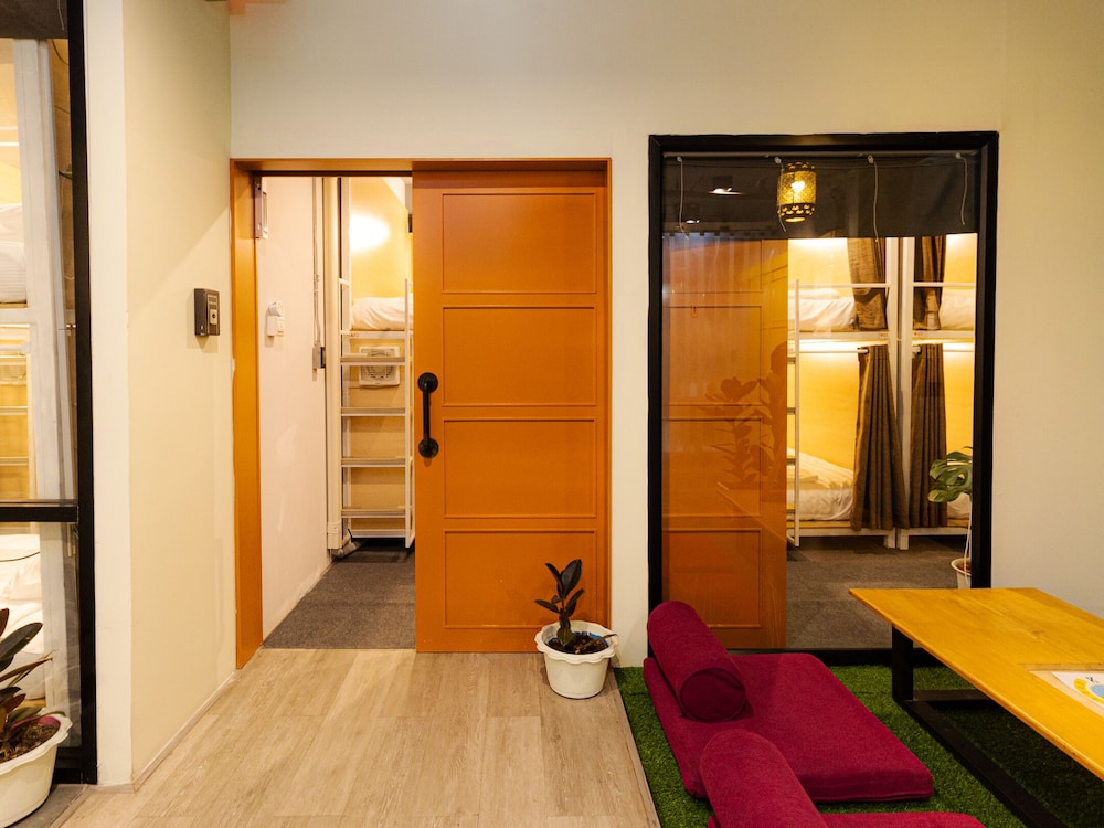 1 Capsule in 12-Bed Mixed Dormitory photo 1