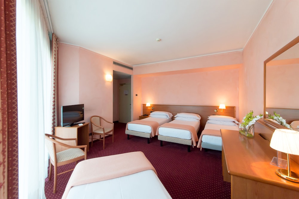 Quadruple Room photo 1