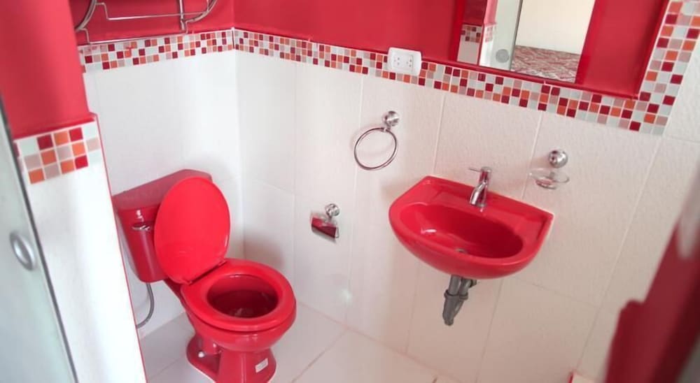 Room, Private Bathroom (With 2 beds) photo 2