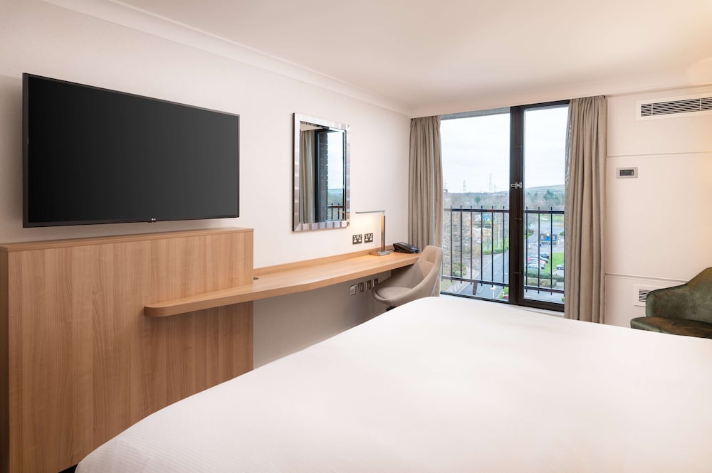 Deluxe Room, 1 King Bed (Parking)