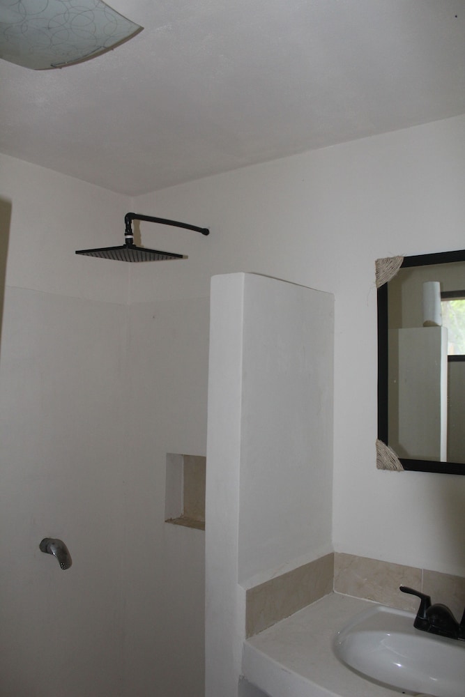 Traditional Cabin, 1 King Bed, Kitchenette photo 2