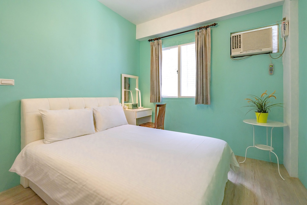 Basic Double Room photo 2