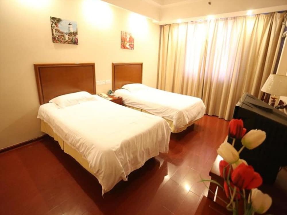 Business Twin Room - Photo 4