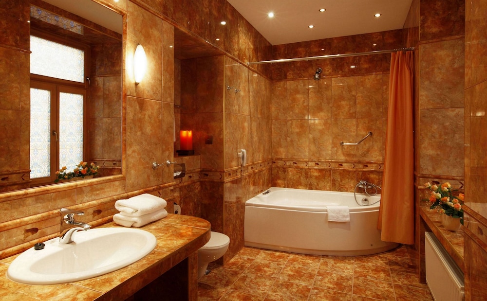 Apartment, Jetted Tub - Photo 3