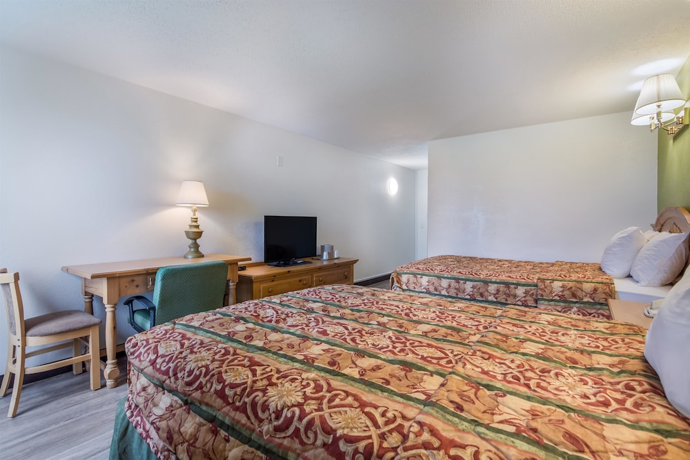 Deluxe Room, 2 Double Beds, Accessible, Non Smoking photo 1