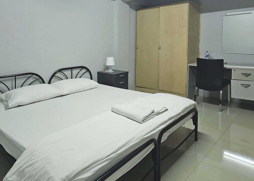 Standard Double Room - Photo 6