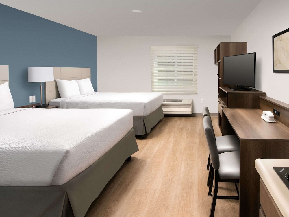 Standard Room, 2 Double Beds, Non Smoking photo 1