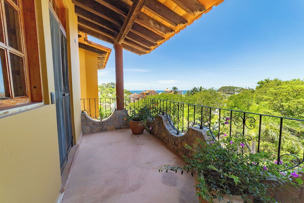 Executive Suite With Sea View photo 2