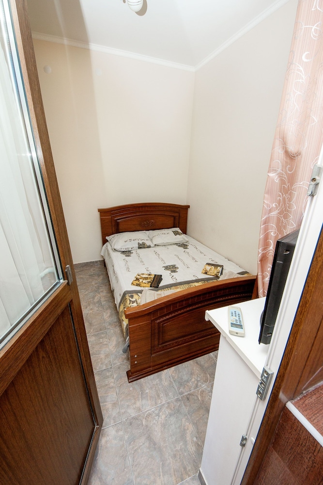 Classic Double Room photo 2