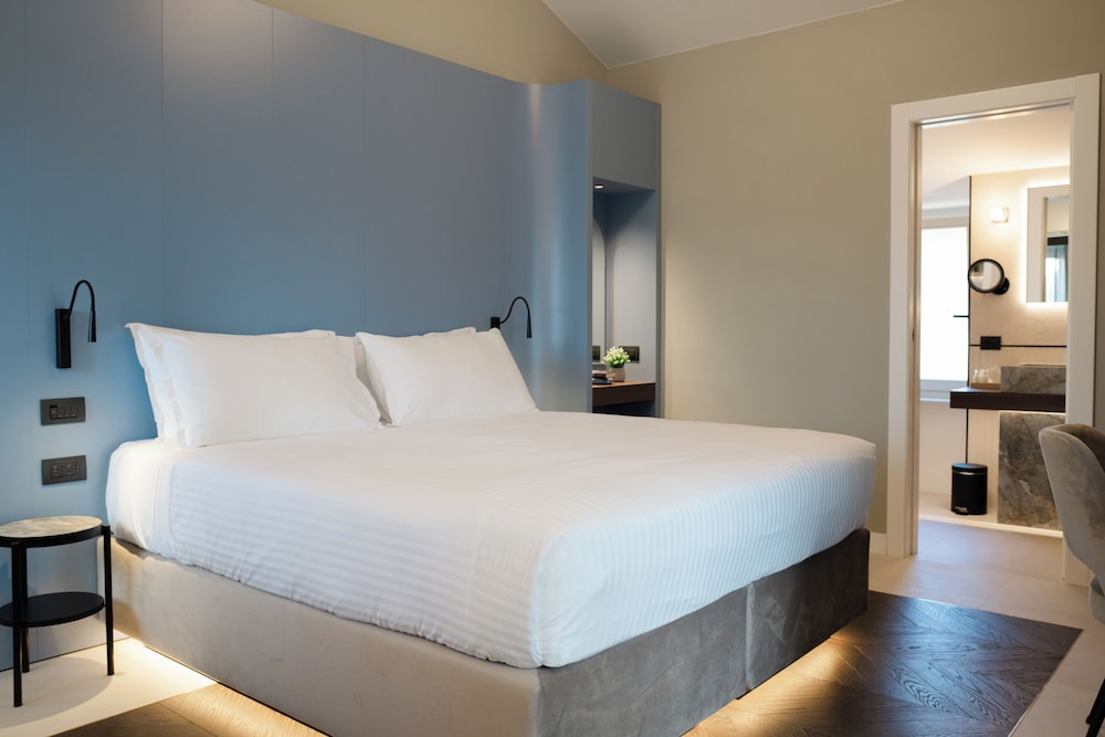 Comfort Double or Twin Room, City View photo 1