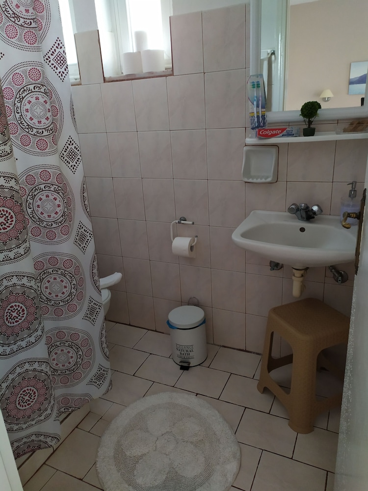 Panoramic Studio, 1 King Bed, Sea View photo 3