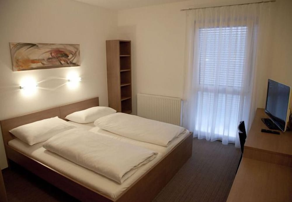 Double Room Single Use