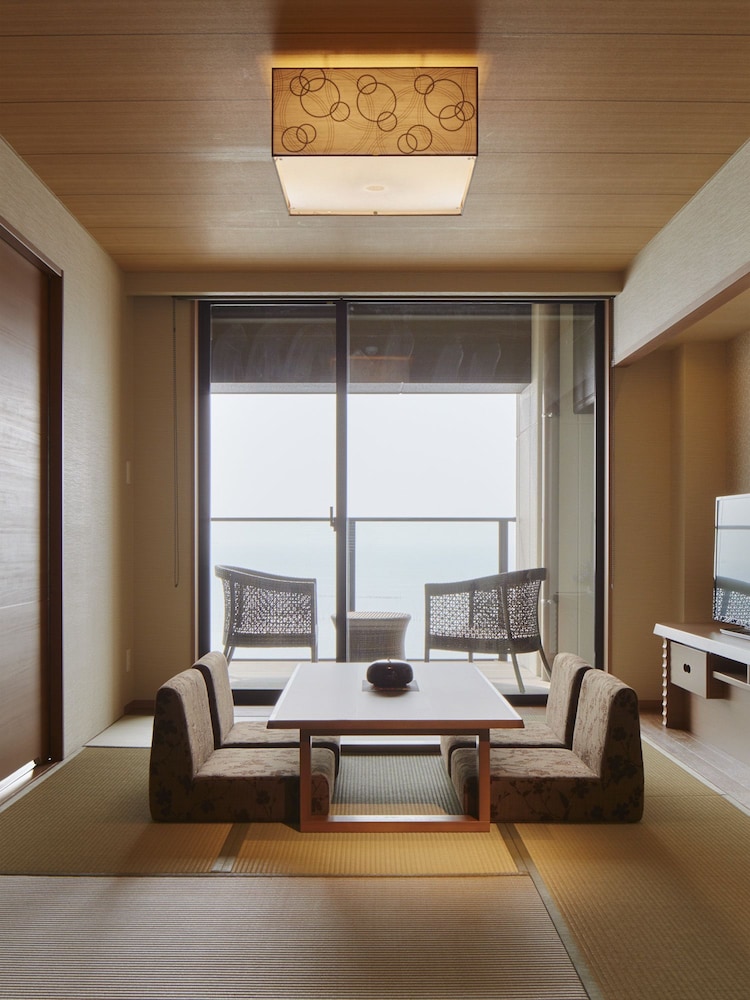 [Fujimitei / Ocean Front] Standard Room With Terrace And Open Air Bath, Non Smoking photo 3