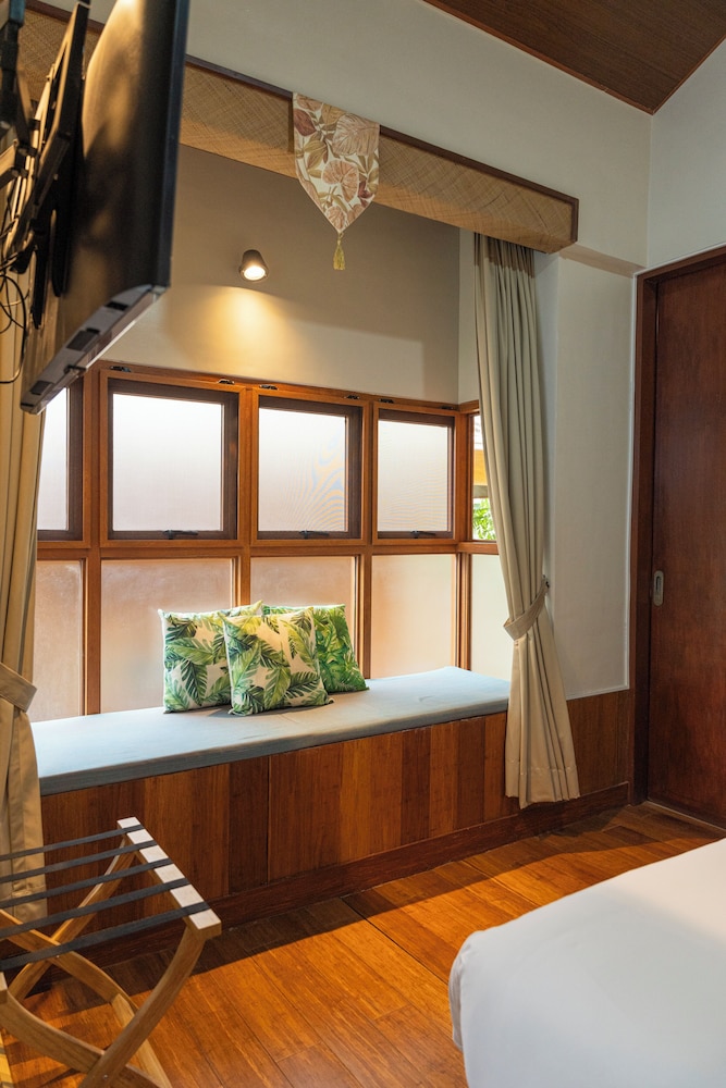 Casita King photo 3