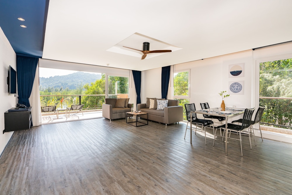 Grand Suite, 2 Bedrooms - Photo 4