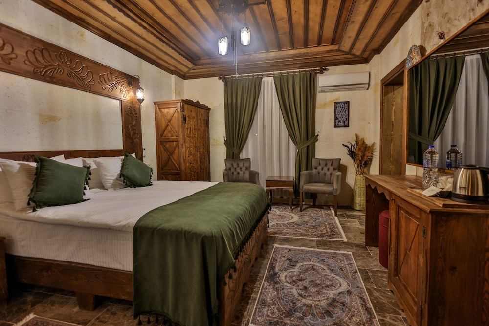 Deluxe Room (Private Garden) - Photo 18