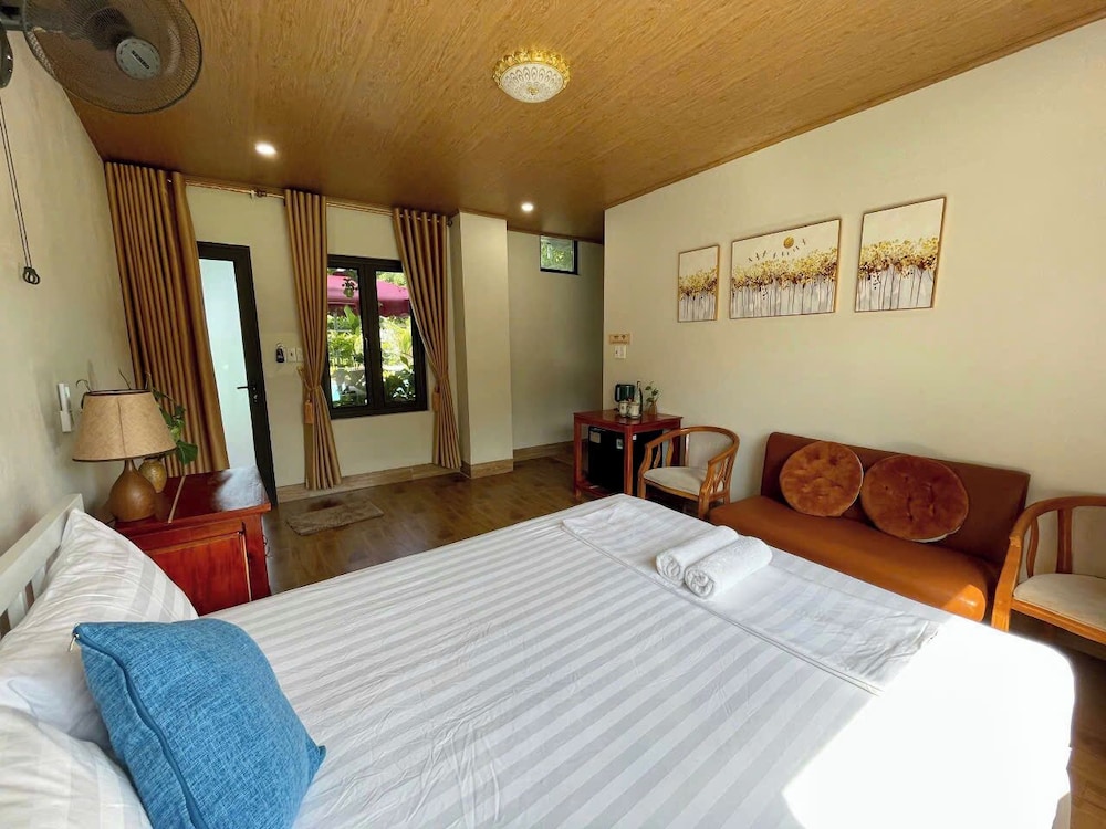 Deluxe Double Room, Garden View photo 2