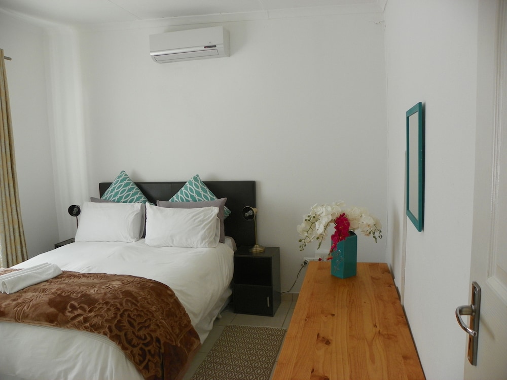 Jacaranda Studio photo 1
