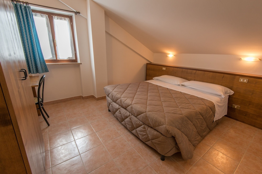 Economy Room photo 1