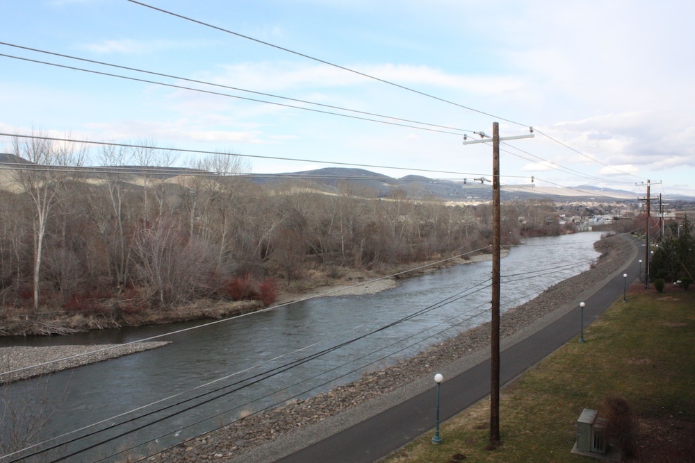 Room, 2 Queen Beds, Non Smoking (River View) - Photo 6