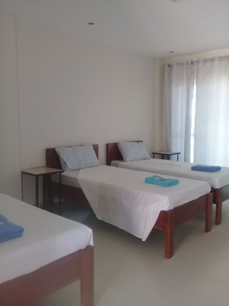 Middle Room
