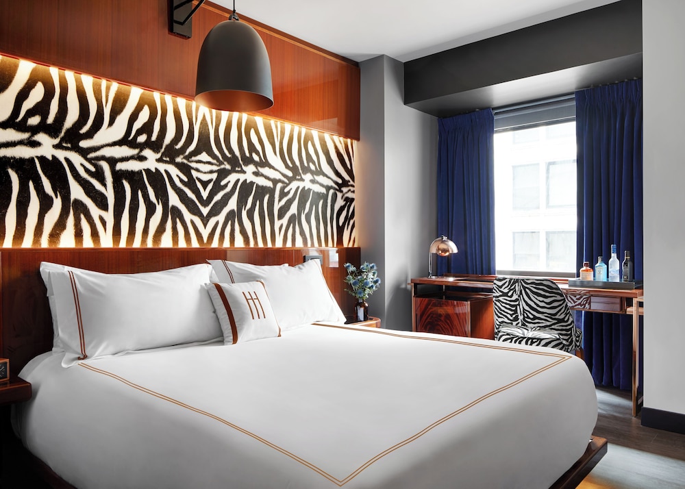 Deluxe Room, 1 King Bed