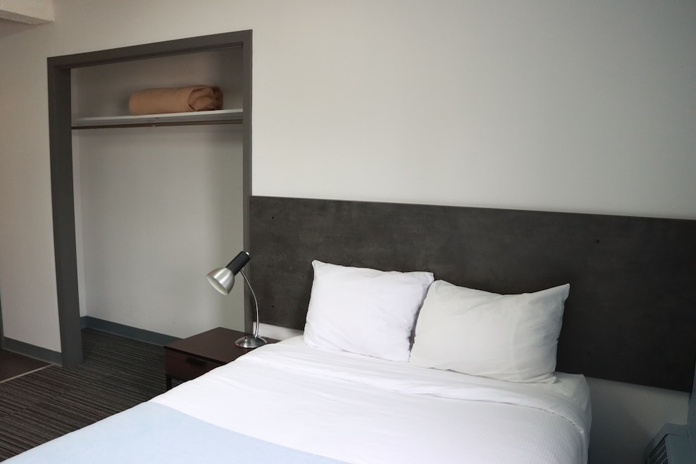 Standard Single Room, 1 Double Bed