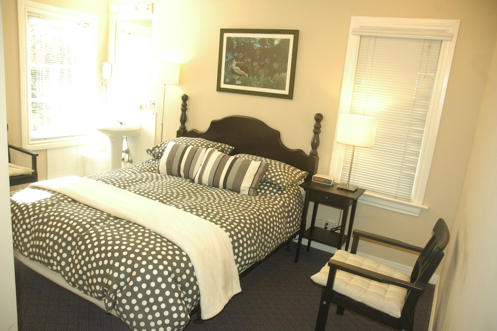 Standard Room, Private Bathroom photo 2