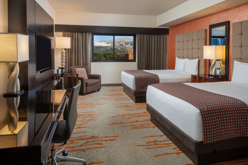 Room, 2 Queen Beds - Photo 1