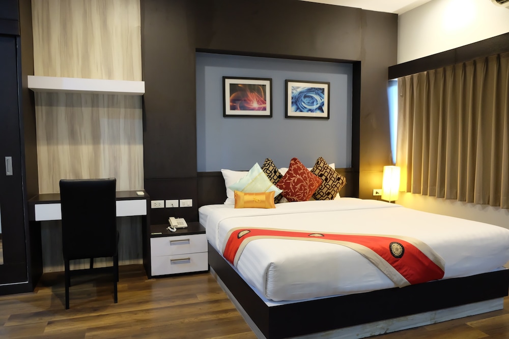 Executive Suite photo 1