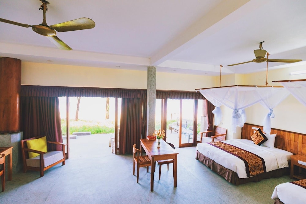 Deluxe Double Room, Ocean View photo 2