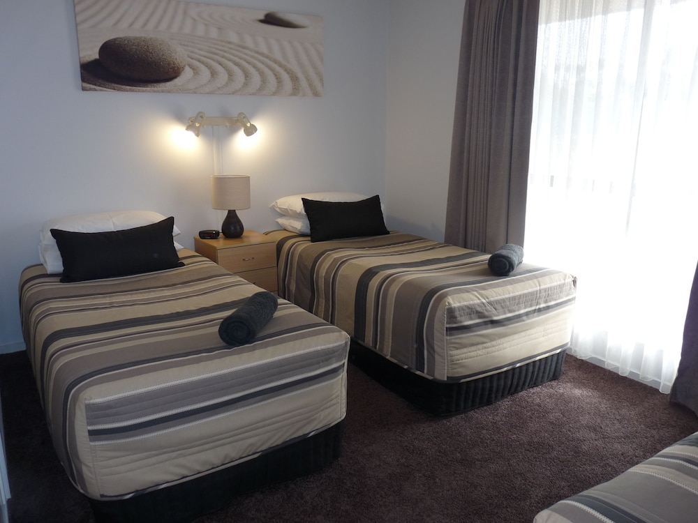 Family Apartment, 2 Bedrooms photo 2