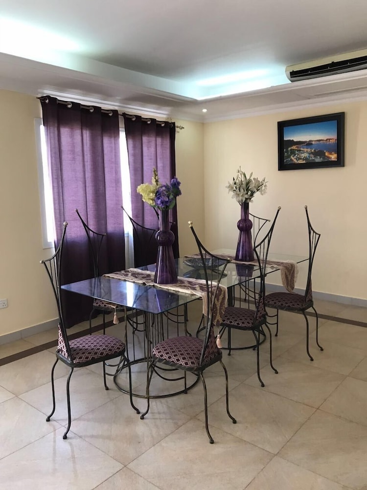 Villa, 5 Bedrooms photo 2