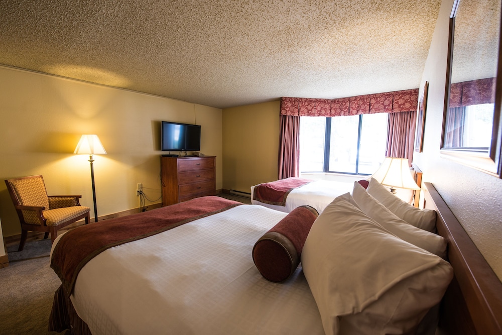 Suite, Multiple Beds (Whetstone, 2 Queen) - Photo 2