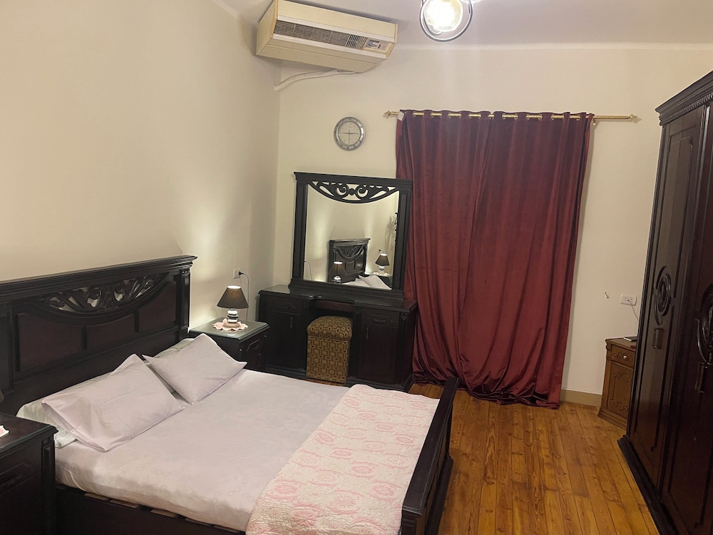 Deluxe Twin Room photo 2