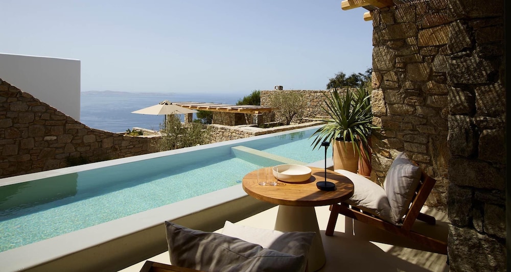 Deluxe Room, 1 King Bed, Terrace, Sea View (Mini Private Pool) - Photo 5
