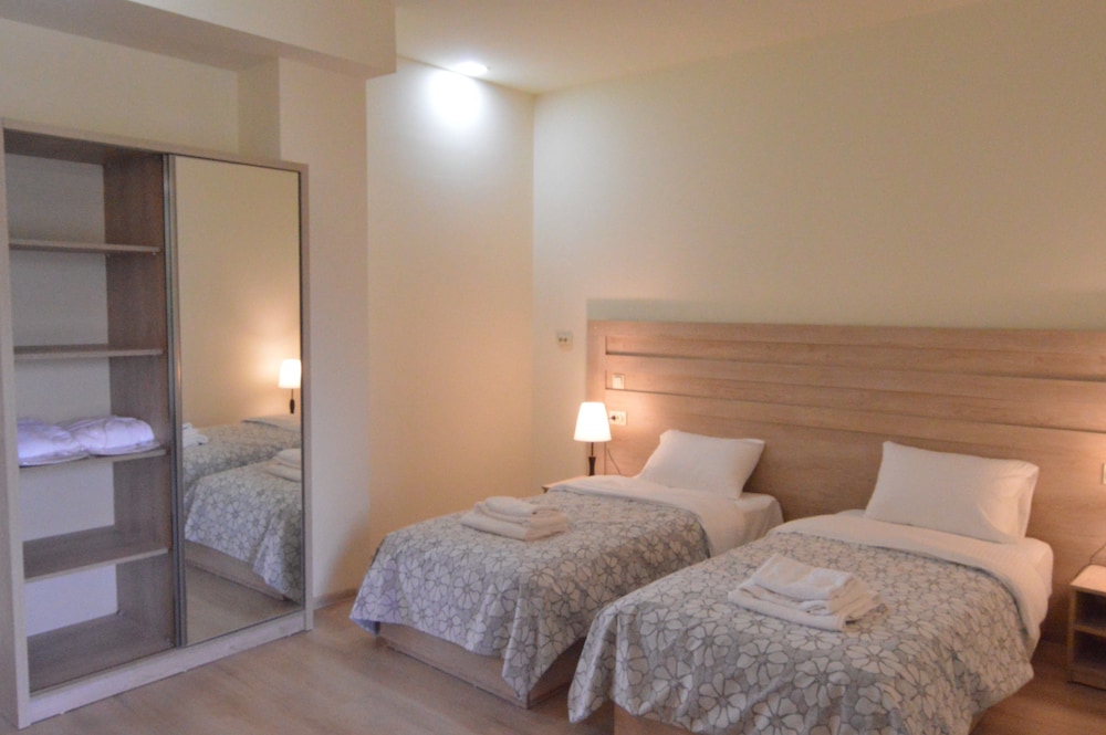 Superior Twin Room photo 3