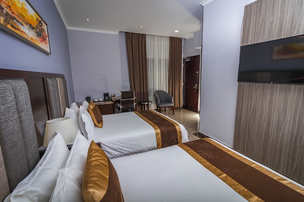 Standard Room, 2 Double Beds, Non Smoking