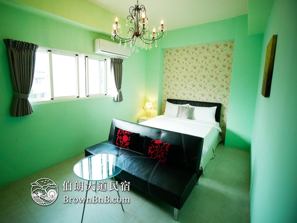 Standard Double Room photo 2