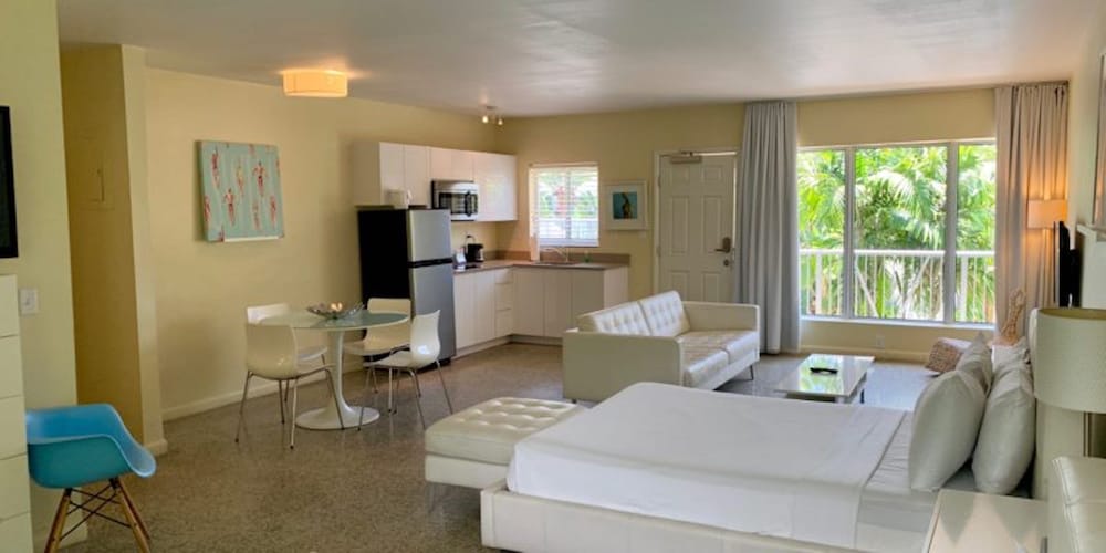 Suite, 1 Bedroom (Two Queen Beds)