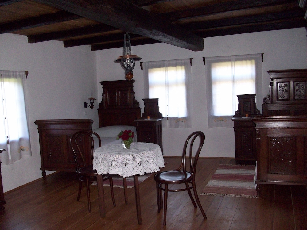 Apartment, 1 Bedroom - Photo 1