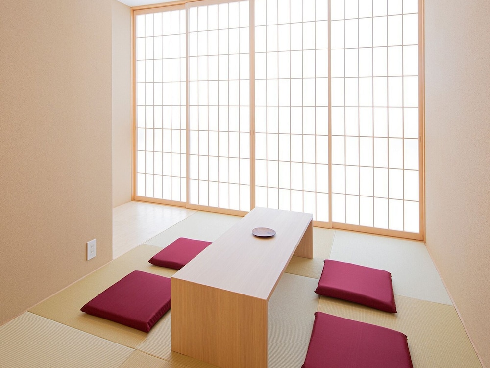 Premier Fourth Room