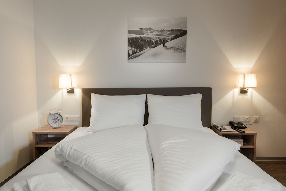 Superior apartment, 4 bedrooms, kitchen (Alpine Premium) photo 2